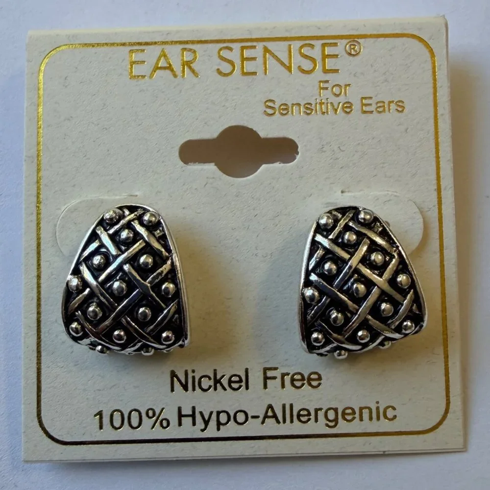 Y2K Silver Tone Lattice Textured Half Hoop Earrings Nickel Free‎ Hypoallergenic